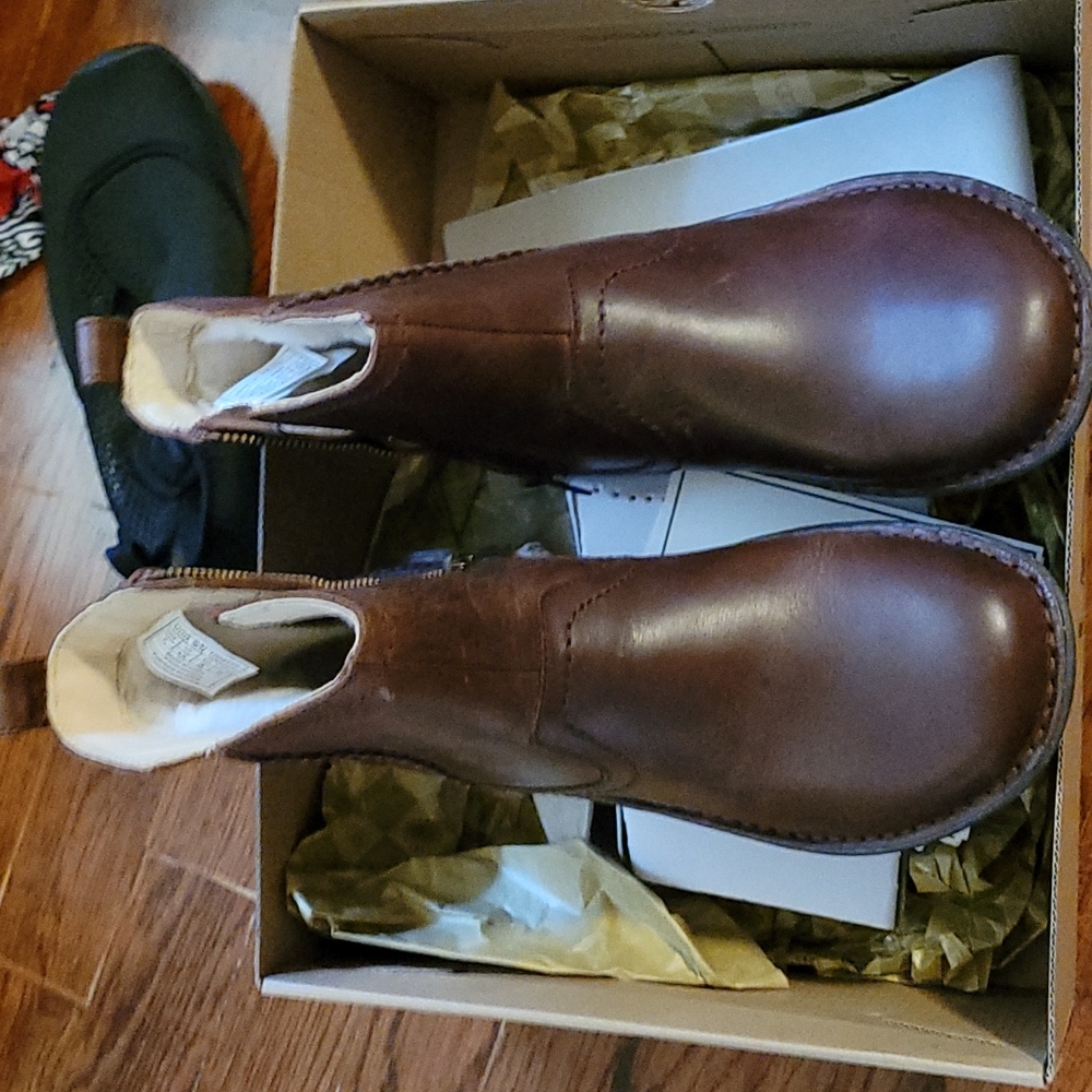 Brand new leather ugg boots